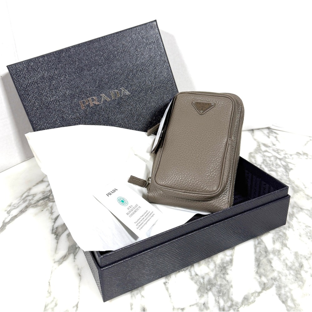 Prada Men's Vitello Daino Bambu Leather Phone case Mini Sling Bag VZH195